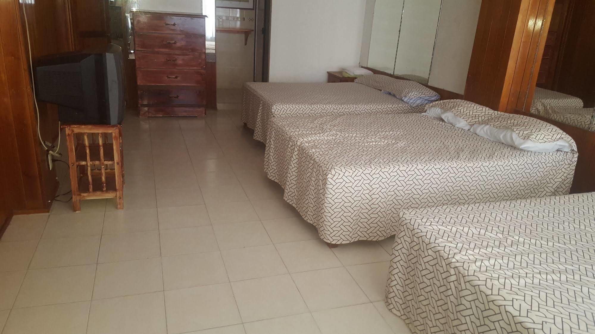 Tropicana Hotel 3*