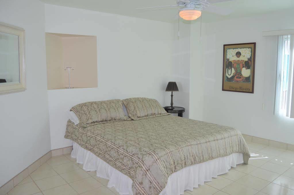 Rosarito Inn 4*