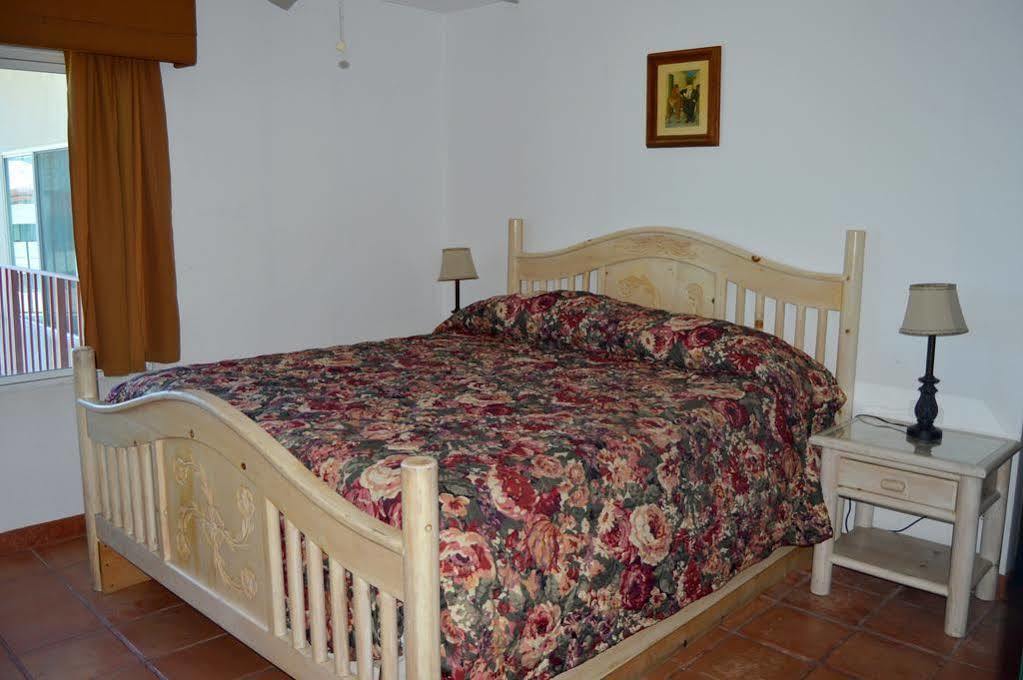 Rosarito Inn 4*