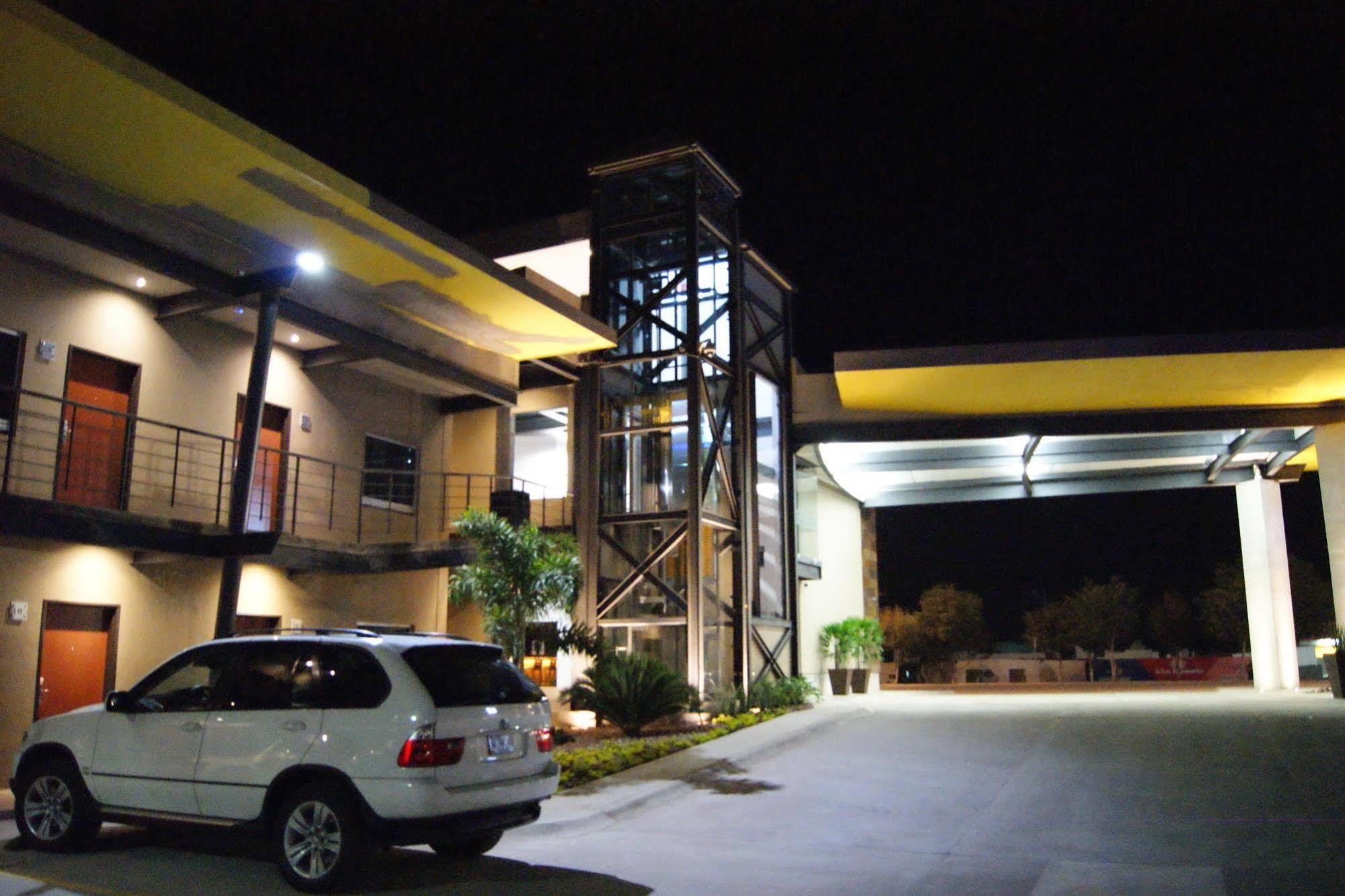 Motel Booye Hotel 3*