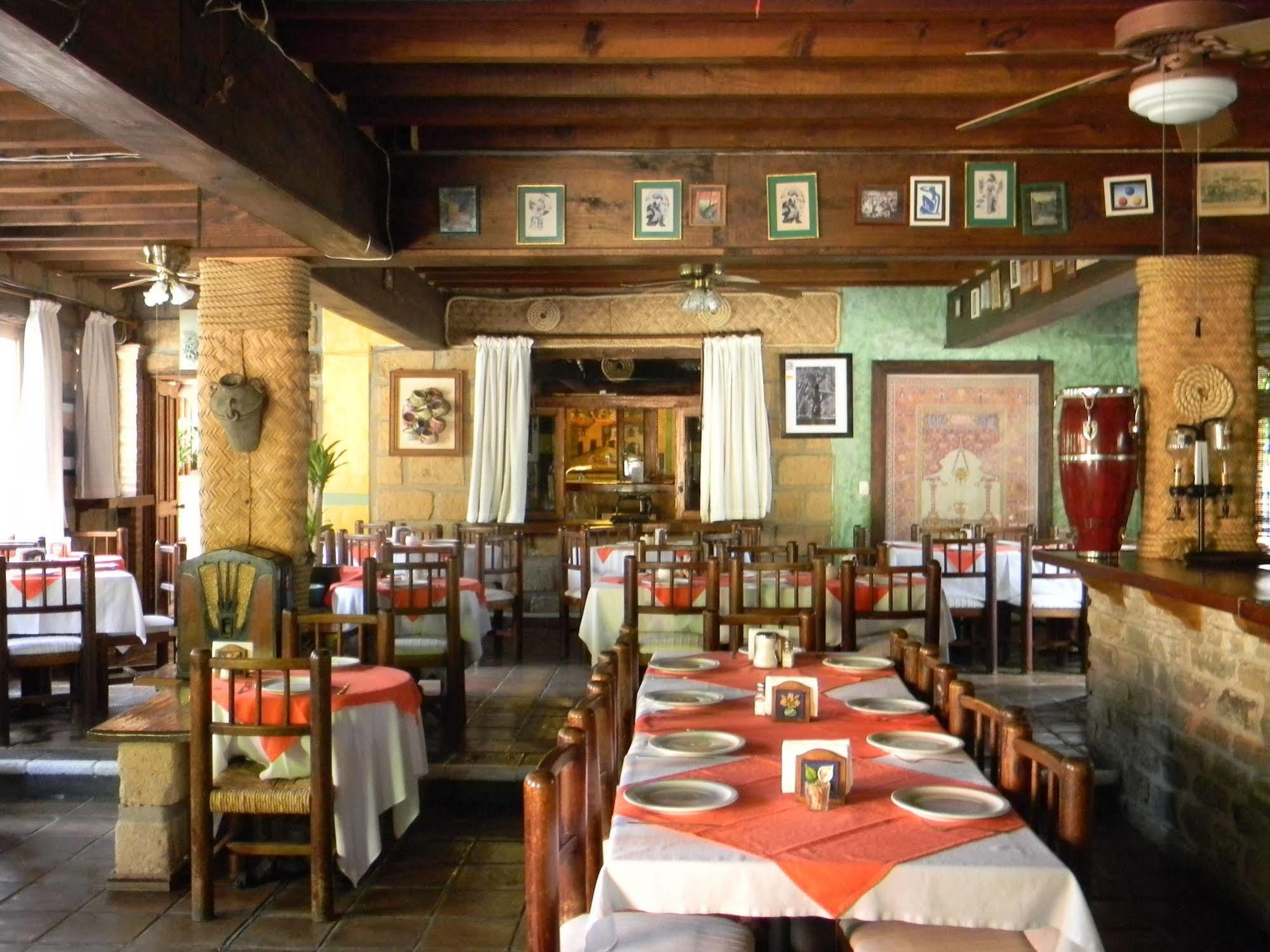 Hotel Sol Y Fiesta 4*