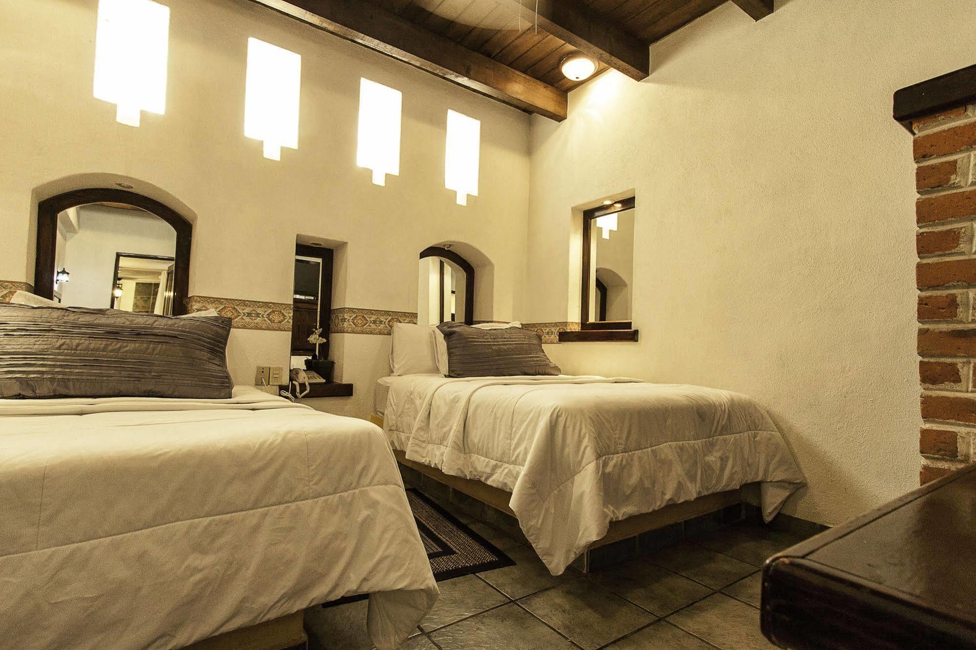 Hotel Sol Y Fiesta 4*