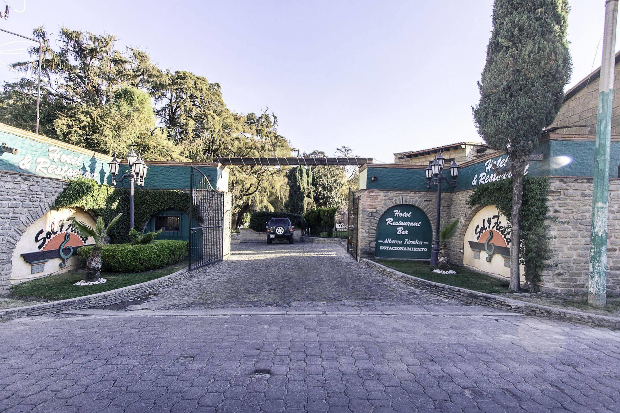 Hotel Sol Y Fiesta 4*
