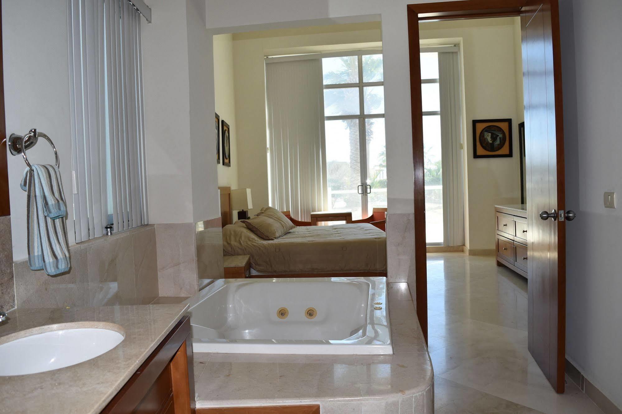 Luna Blanca Resorts Apartment