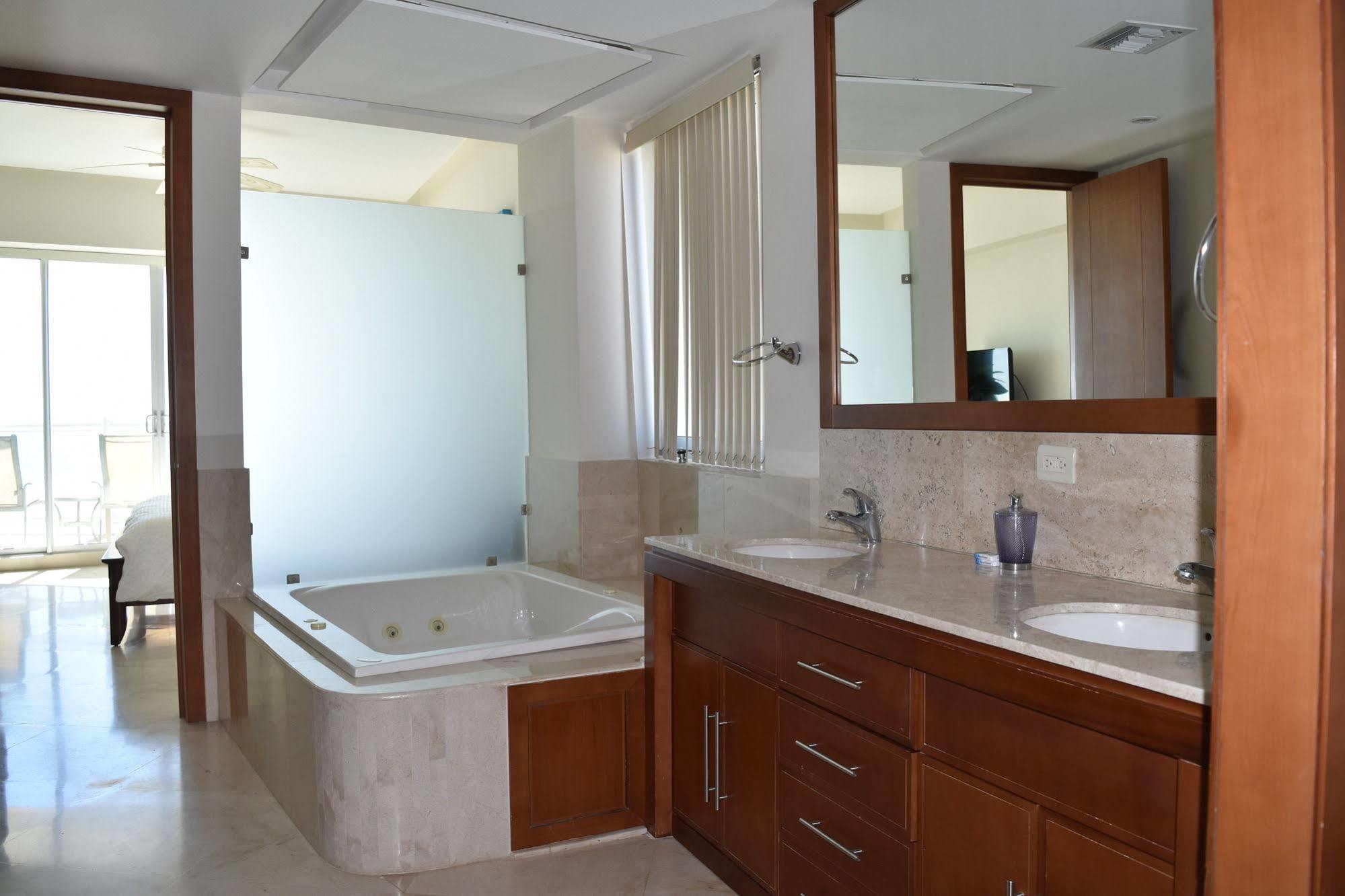 Luna Blanca Resorts Apartment Puerto Penasco
