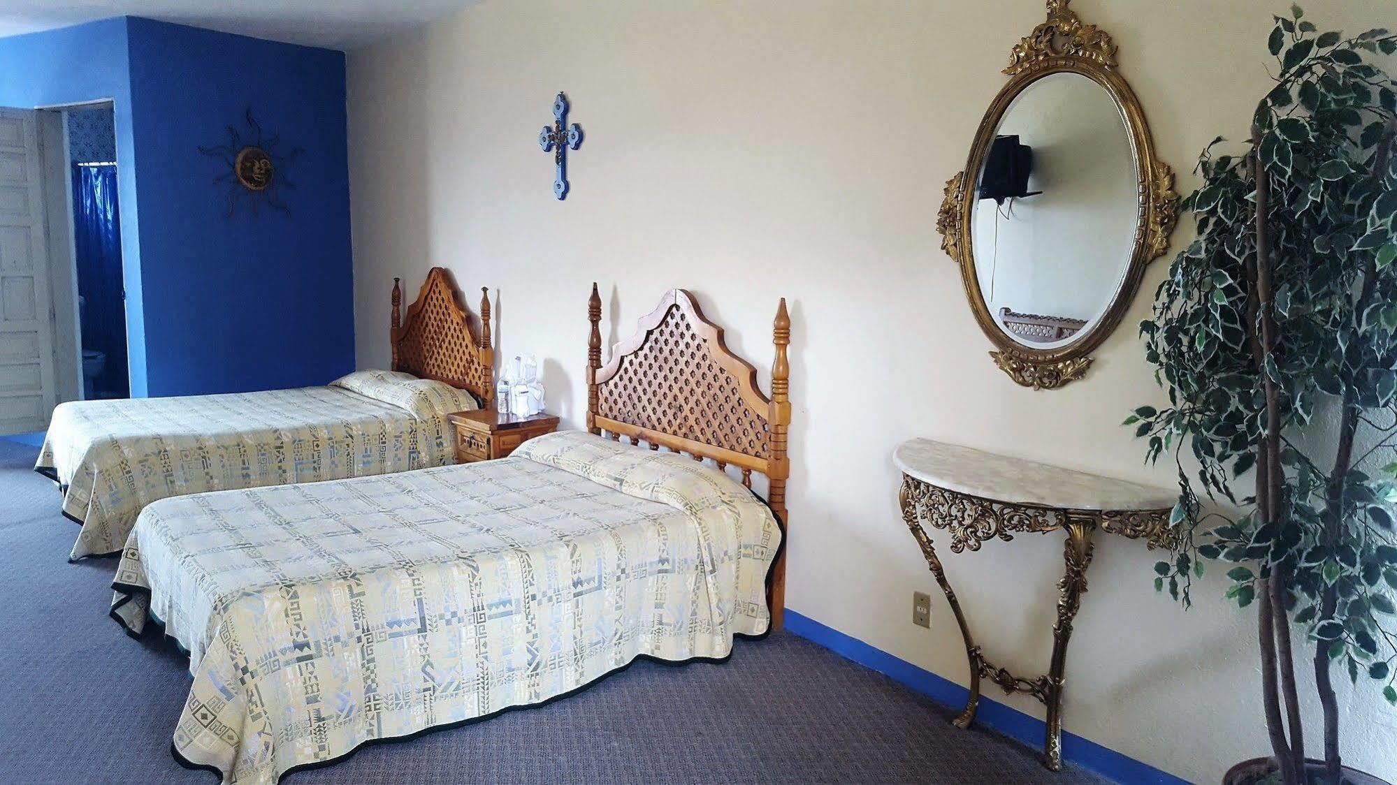 Camino De Piedra Hotel 3*