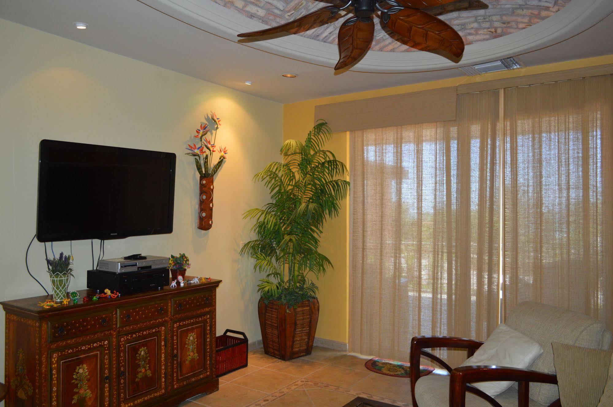 Aparthotel Bella Sirena Rocky Point By Castaways 3*