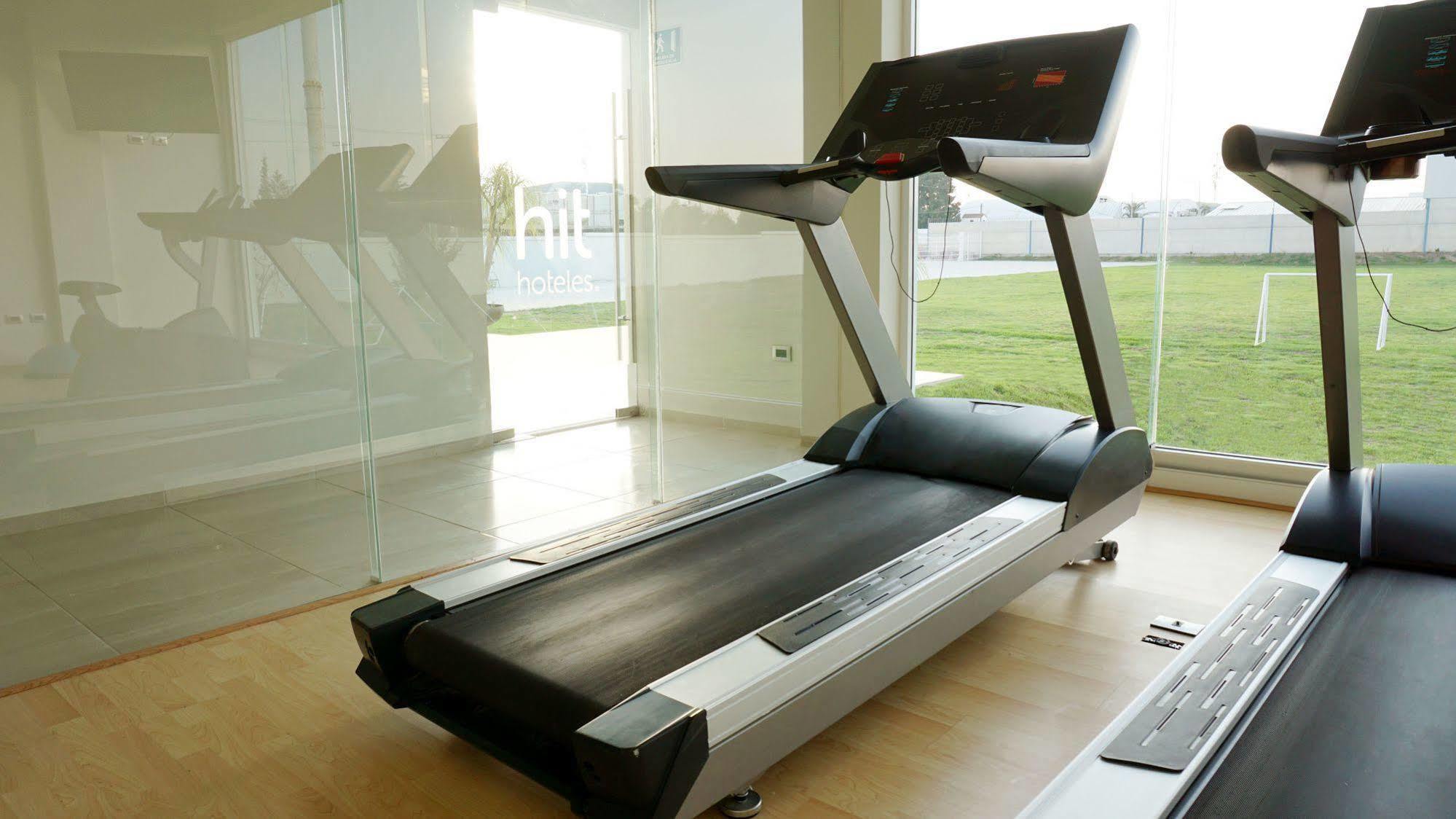 Hit Hoteles Aeropuerto Hotel 4*
