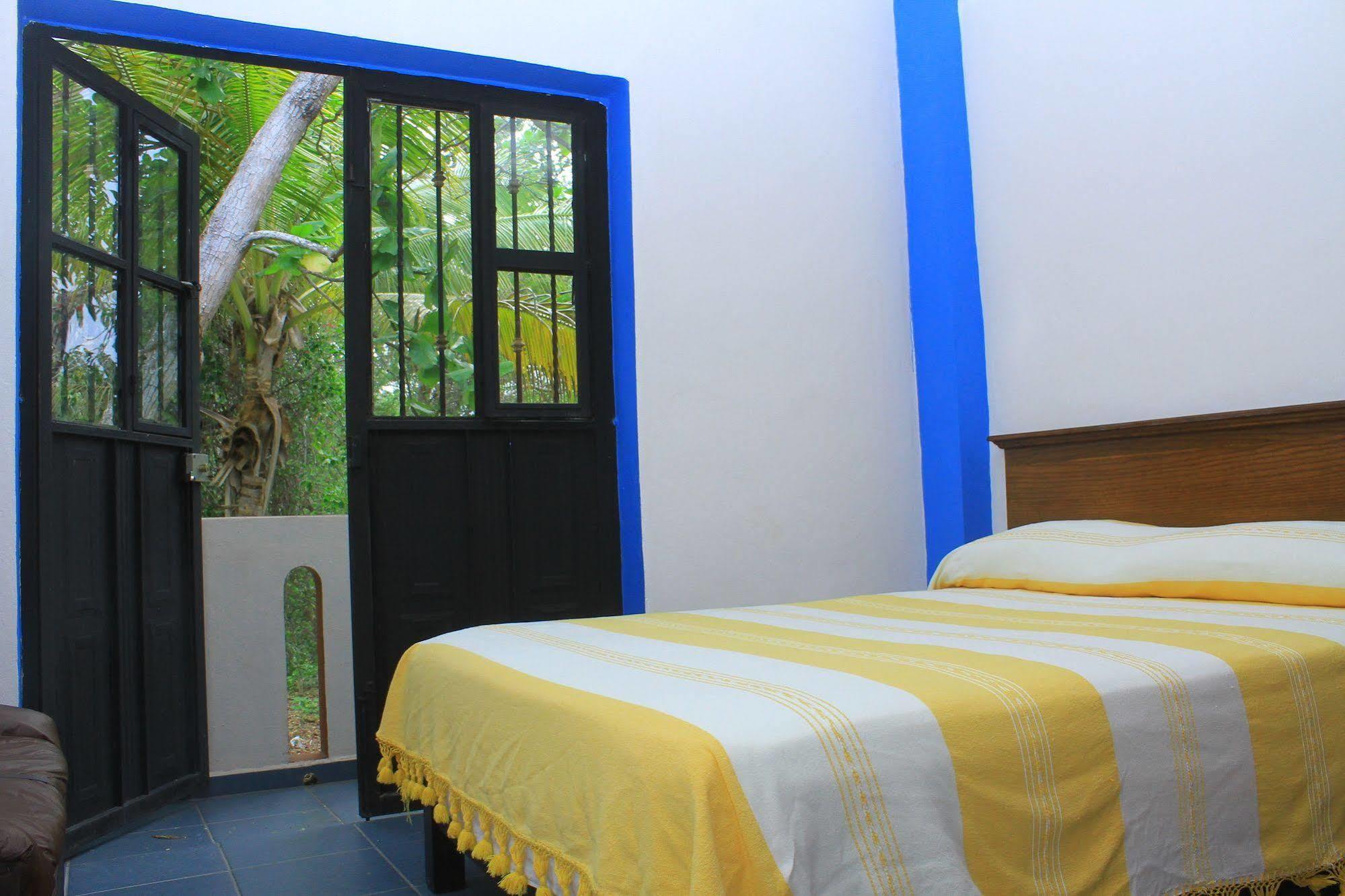 Hotel Yuu-lee Casa Bendita Huatulco 3*
