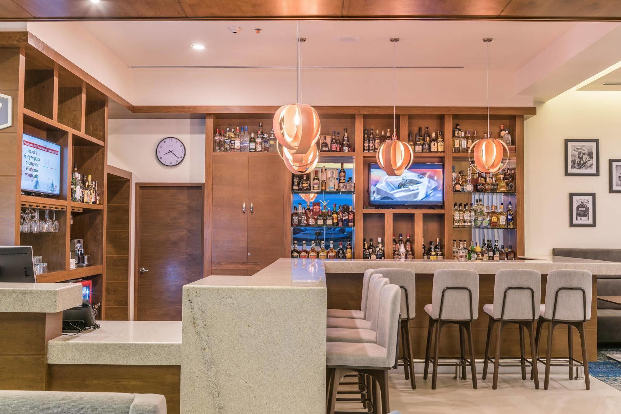 Hampton & Suites By Hilton Bajio 3*
