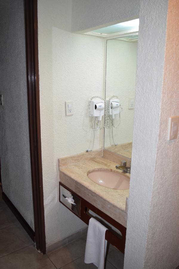 La Joya Hotel