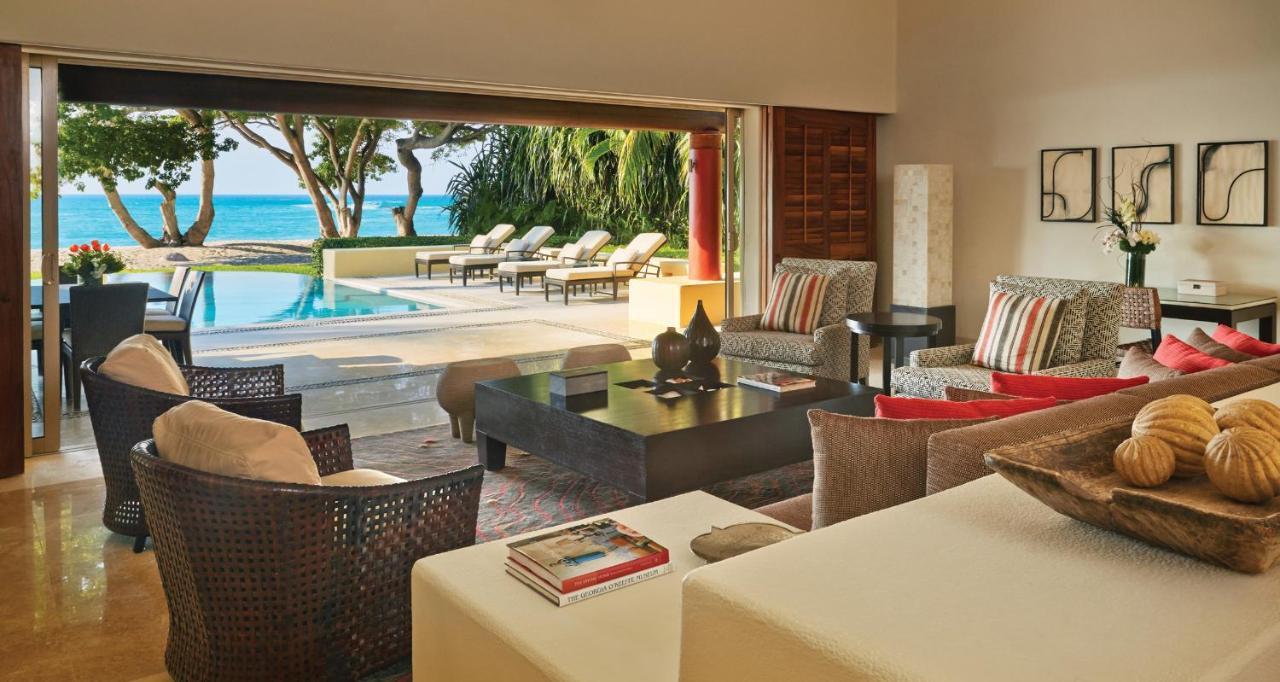 Four Seasons 5* Punta Mita