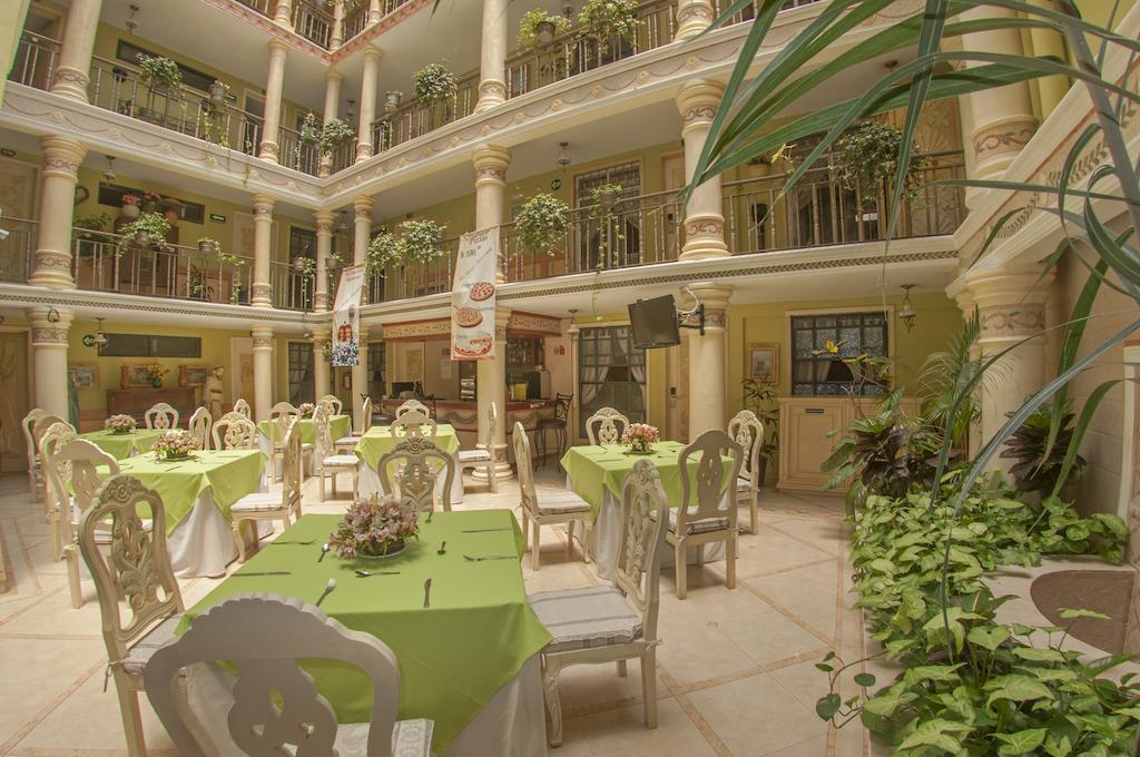 Margaritas Plaza Cristal