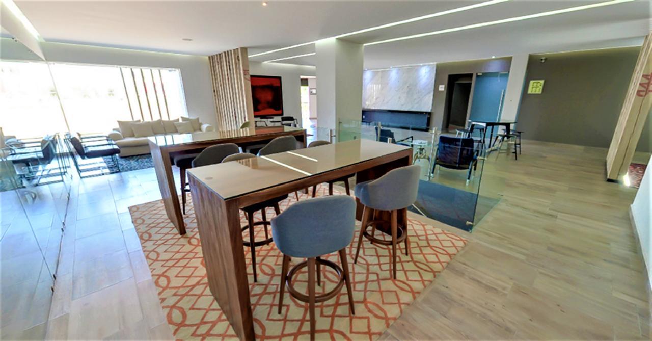 Nehotel Nueva Hotel 5*