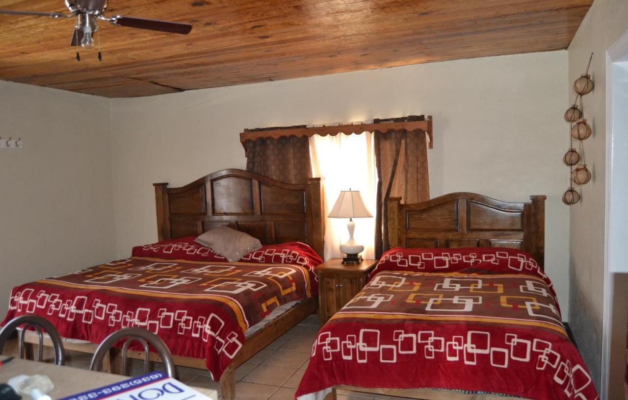 Dona Crucita Hotel 2*