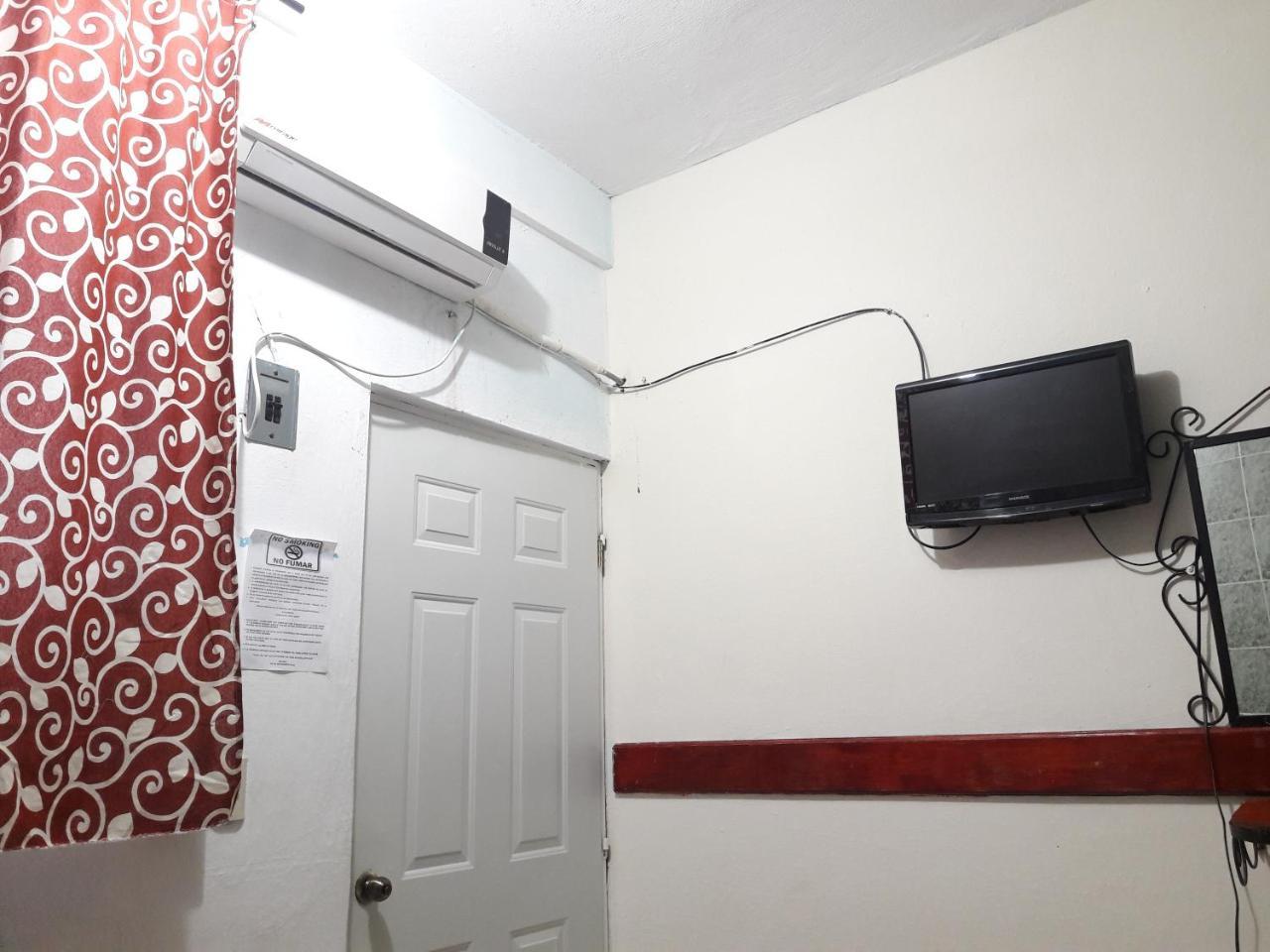 Naj Kin Hotel 2*