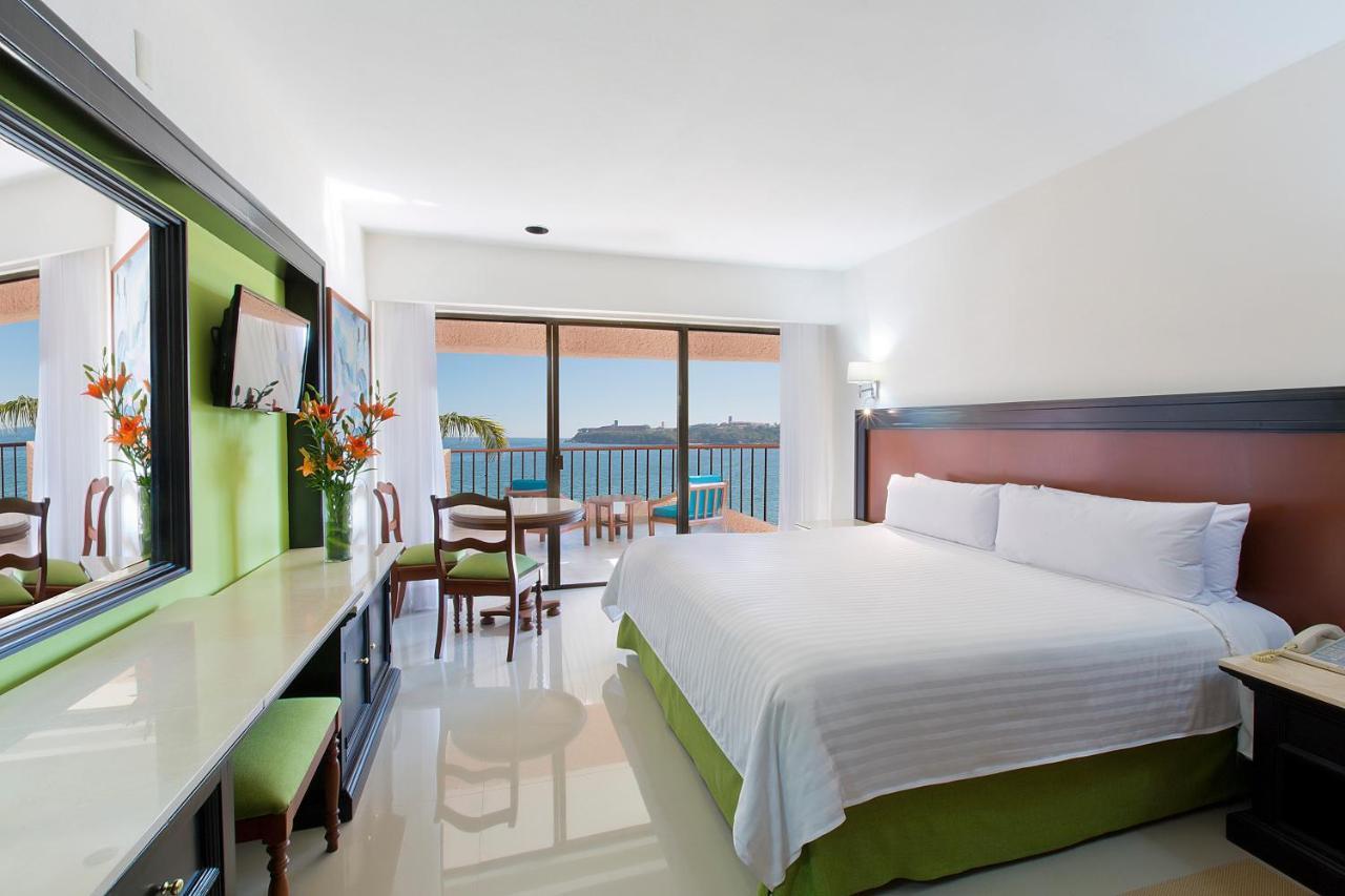 Barcelo Huatulco 5* Tangolunda
