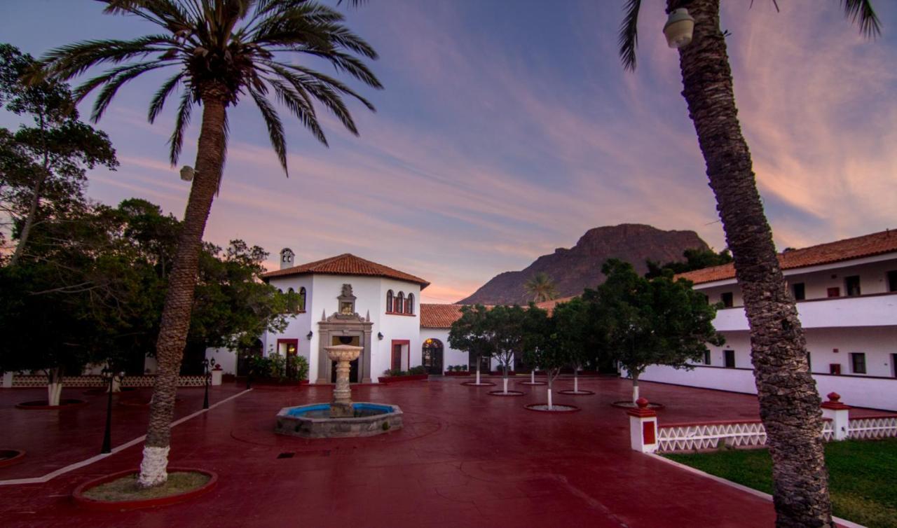 Hotel Playa De Cortes