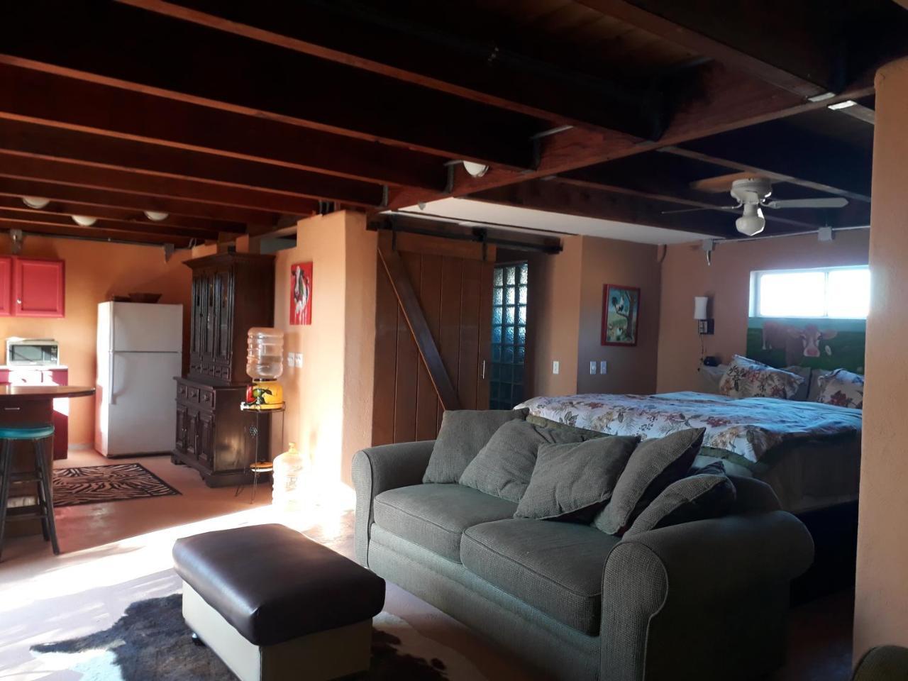Hacienda Rancho Santini Bed & Breakfast