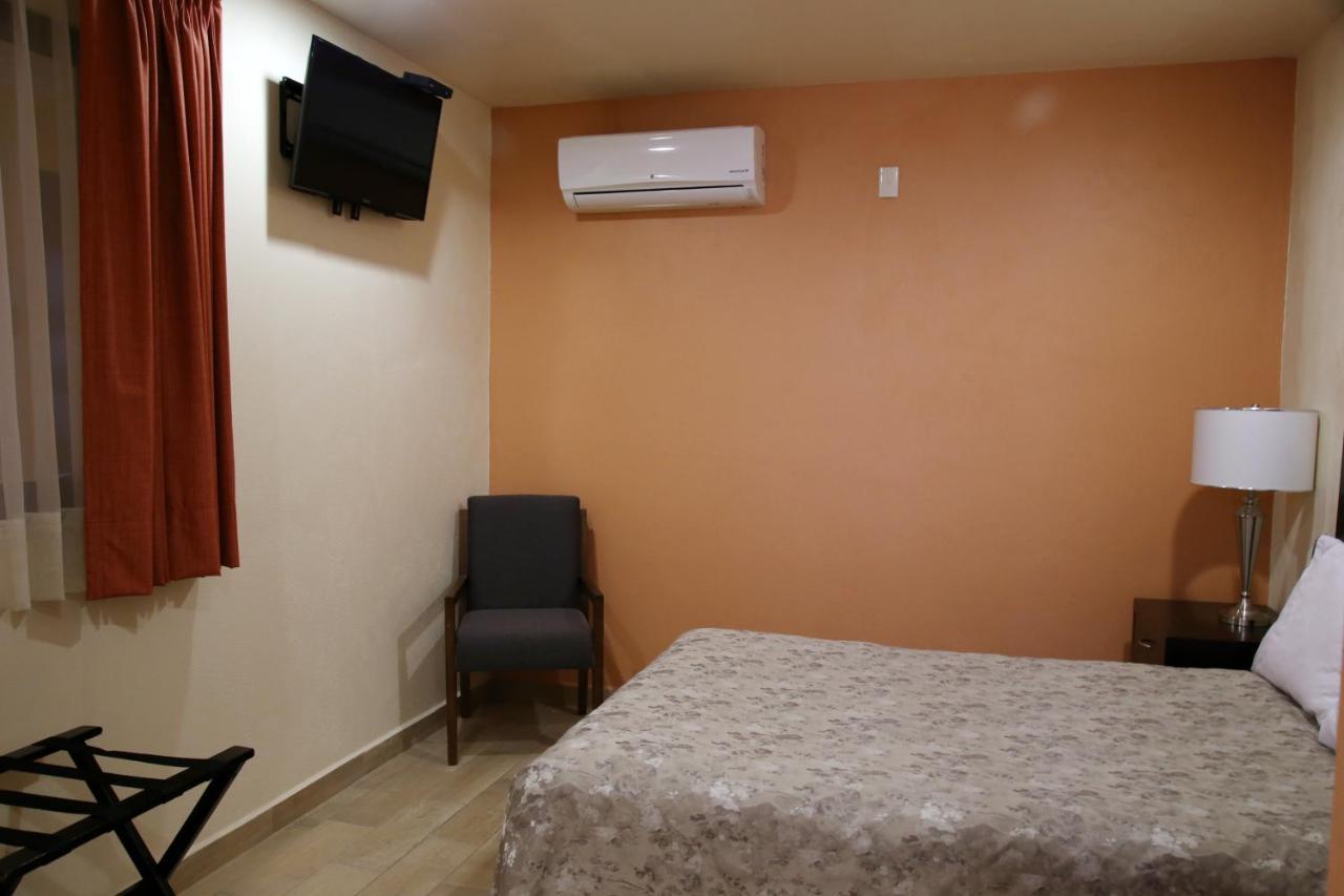 Plaza Hotel 4*