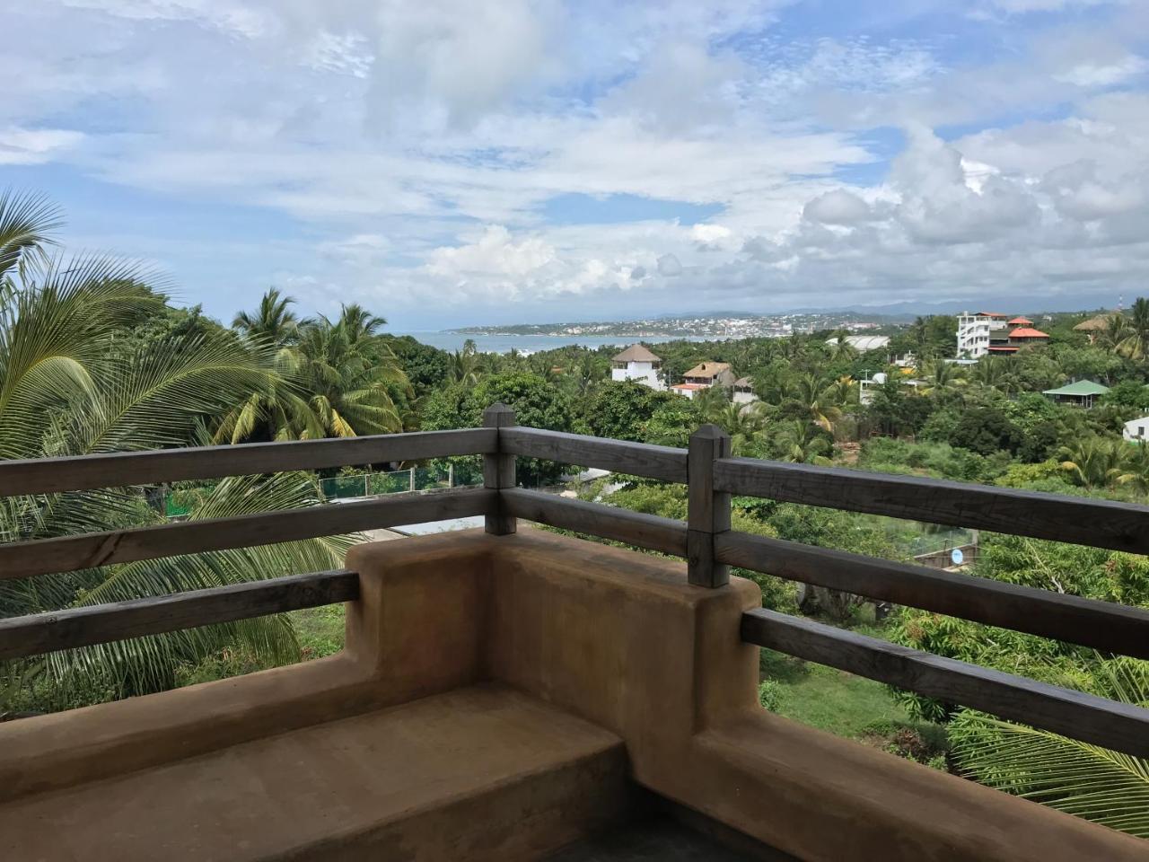 Nhis Be Suites Aparthotel Puerto Escondido (Oaxaca)