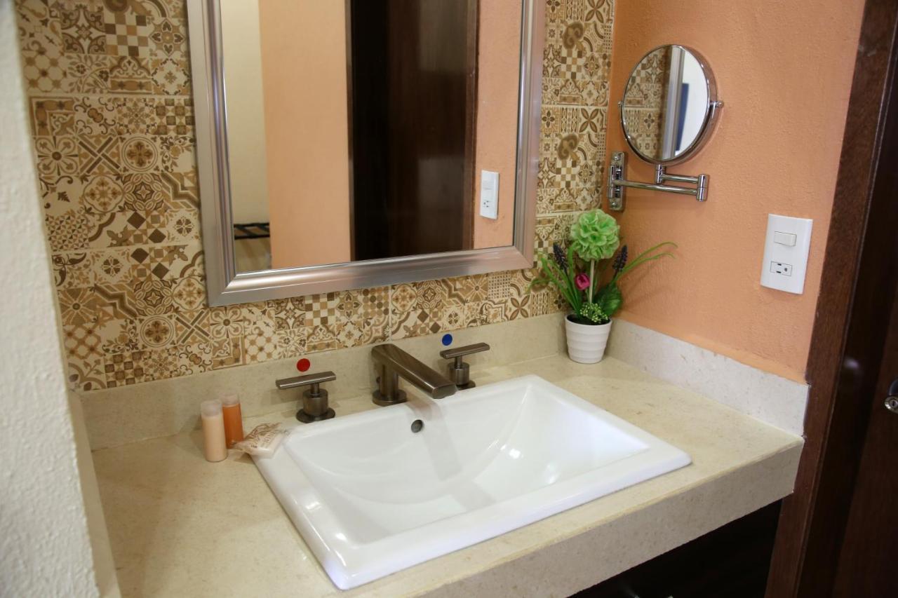 Plaza Hotel 4*