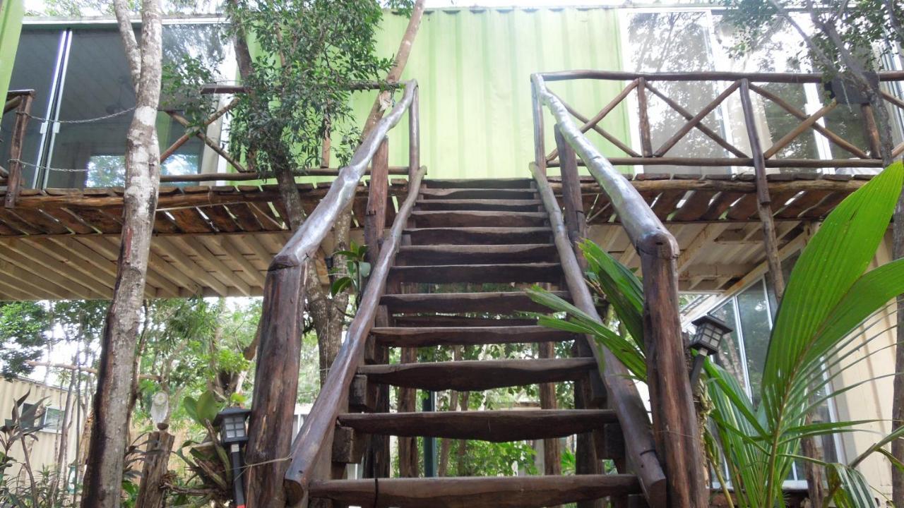 Containme Eco Chic Tulum