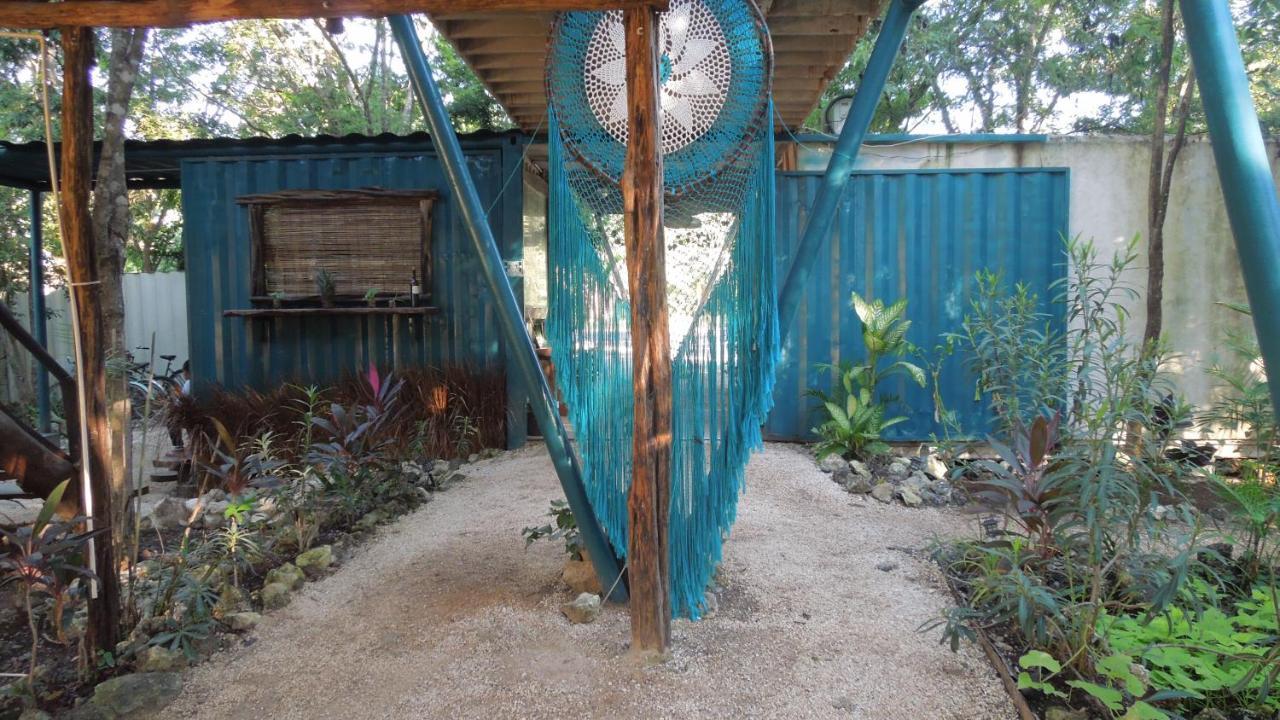 Containme Eco Chic
