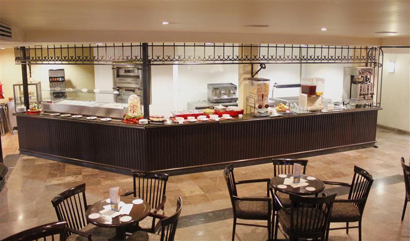 Four Points By Sheraton Hotel 3*