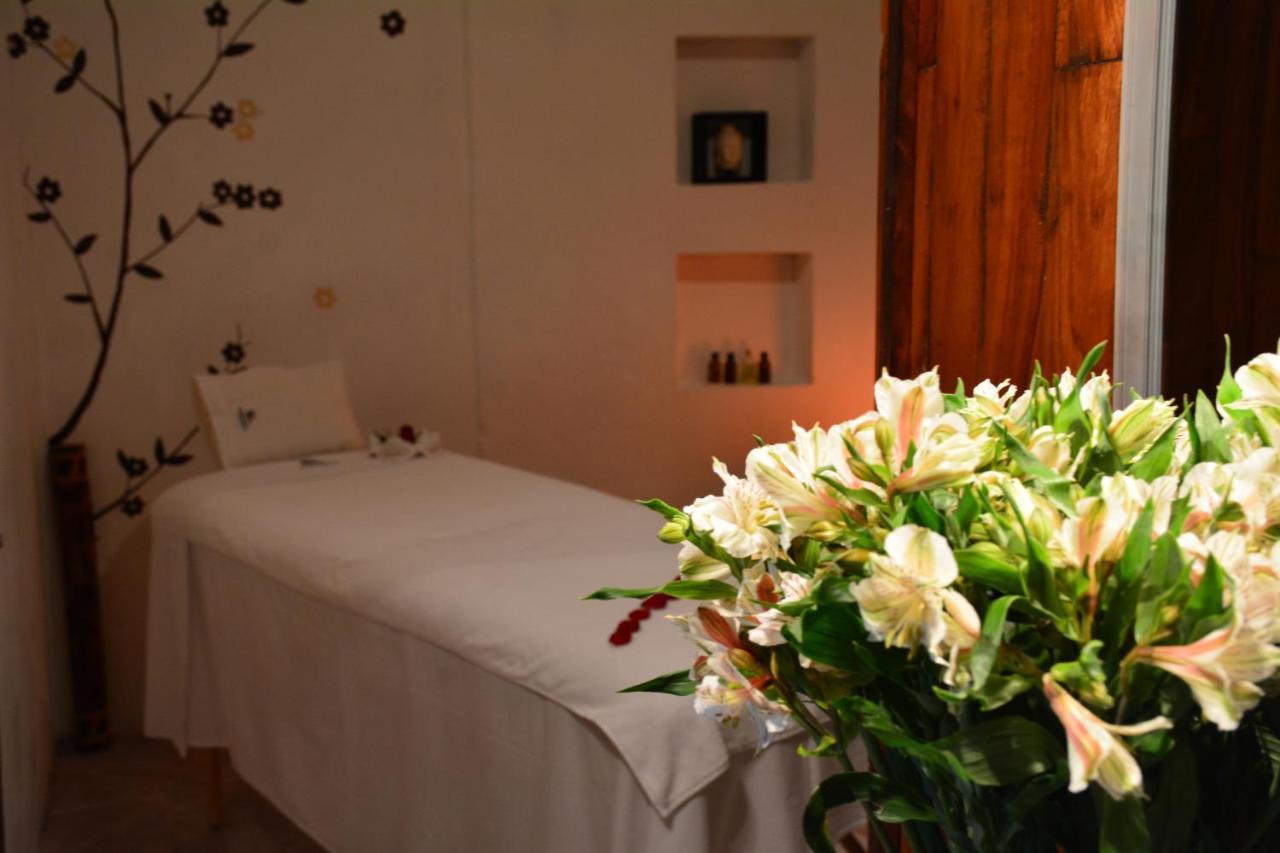 Hotel & Dona Urraca