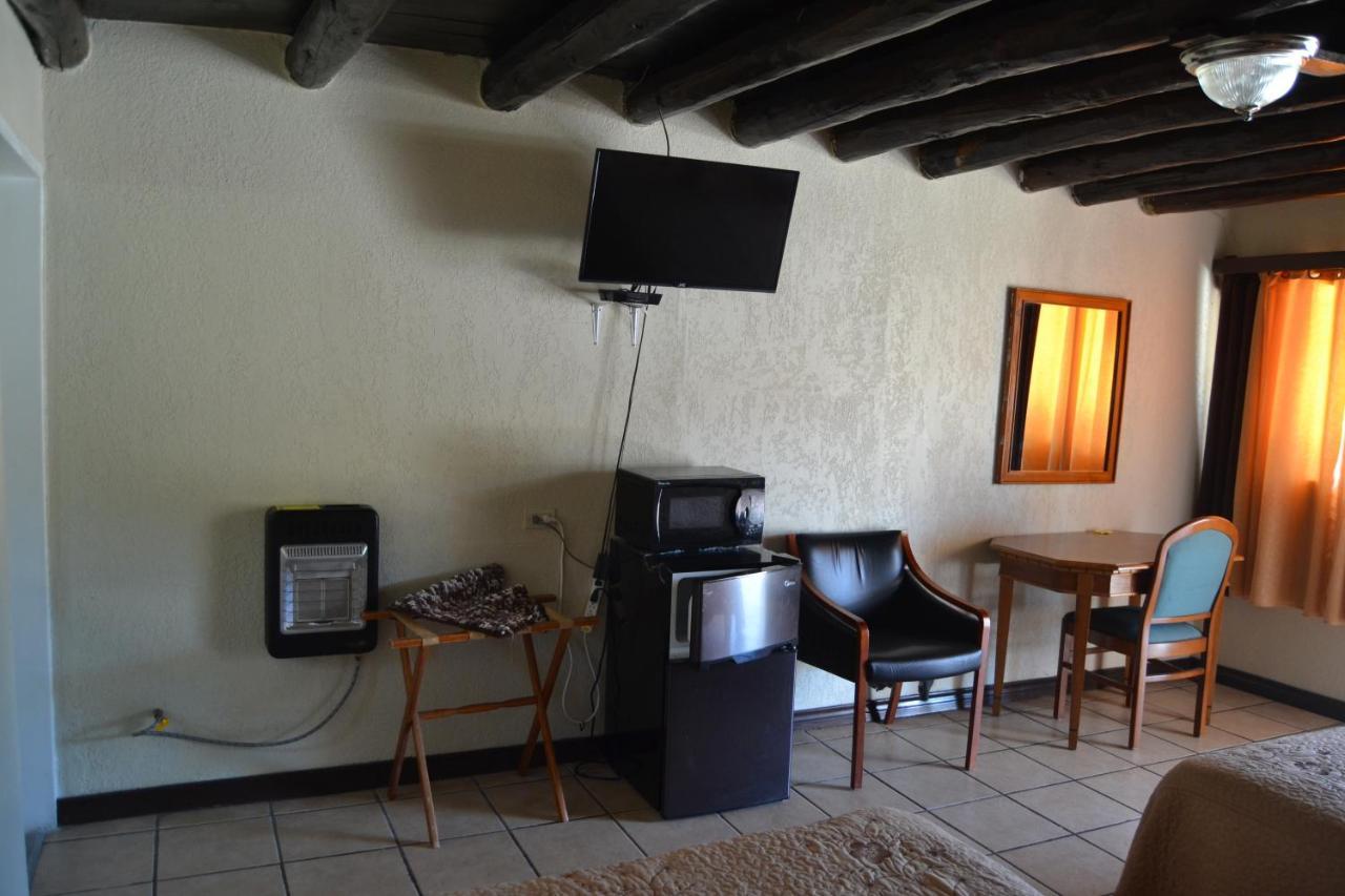 Dona Crucita Hotel