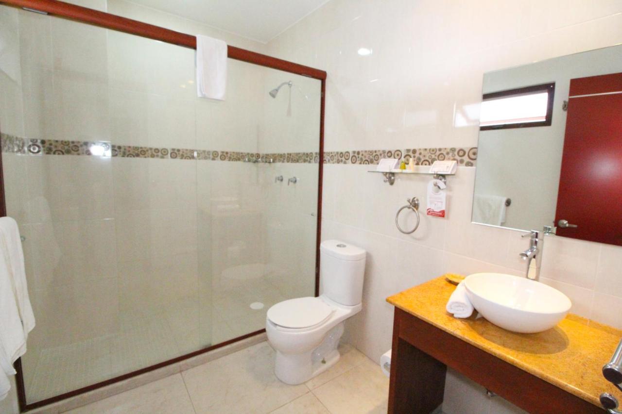 Hotel Casa De La Iaia 4*