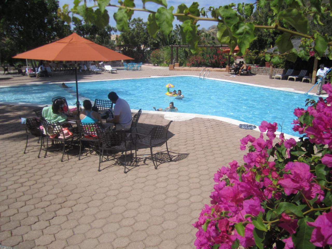 Tripui Hotel Puerto Escondido (Baja California Sur)