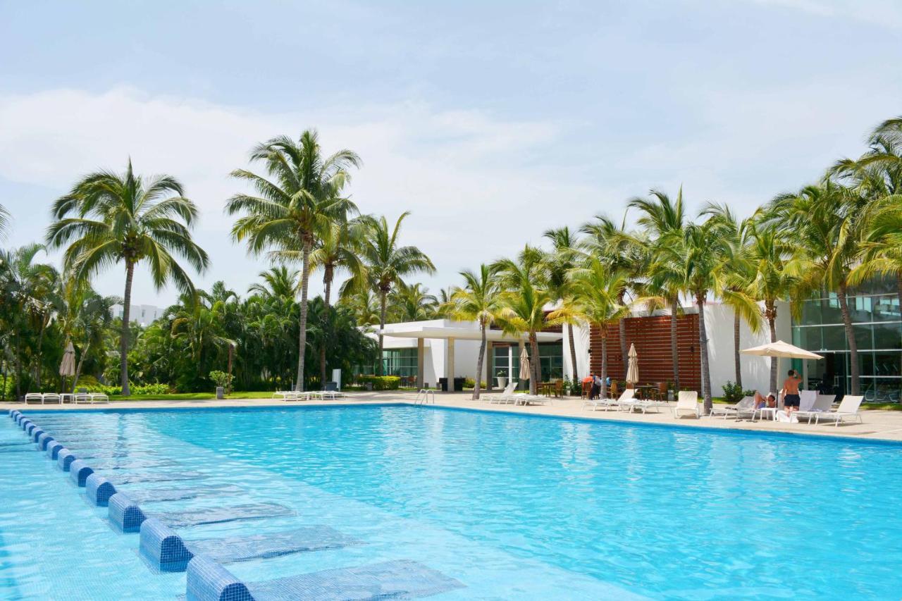 Mayan Lakes Apartment