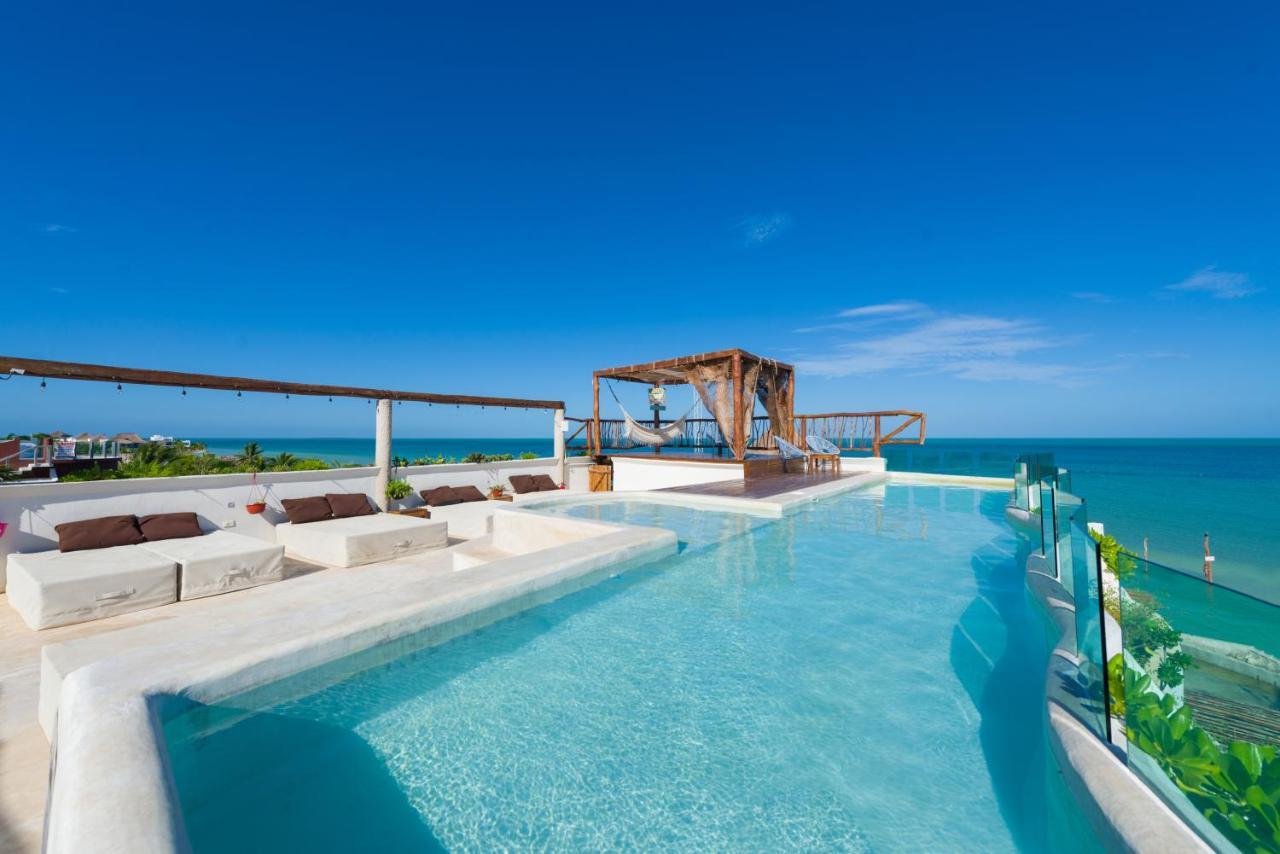 Spirit Isla Holbox