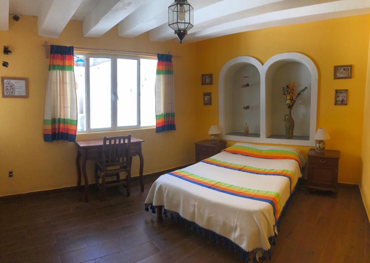 Casa Tecolote Hotel *