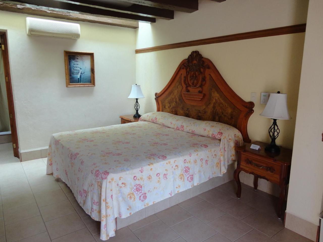 Hotel Hacienda Flamingos 4*