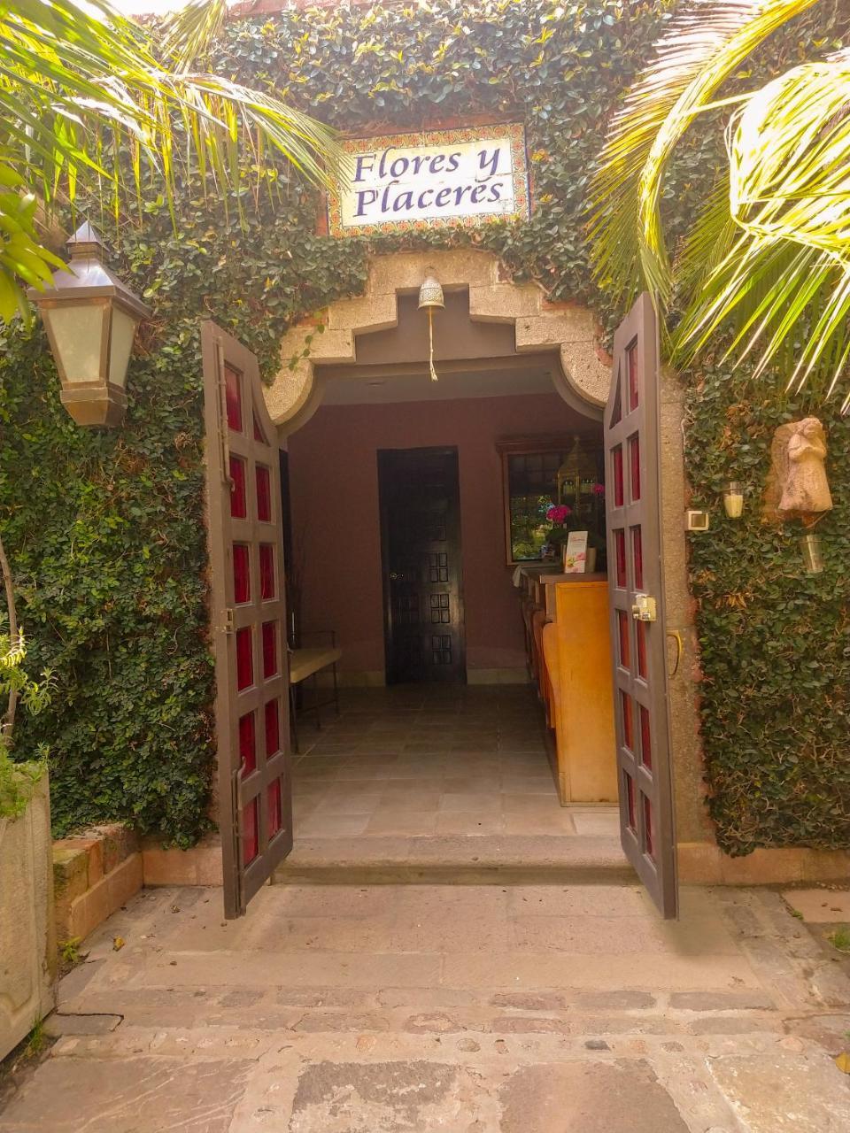 Hotel Calandrias 4*