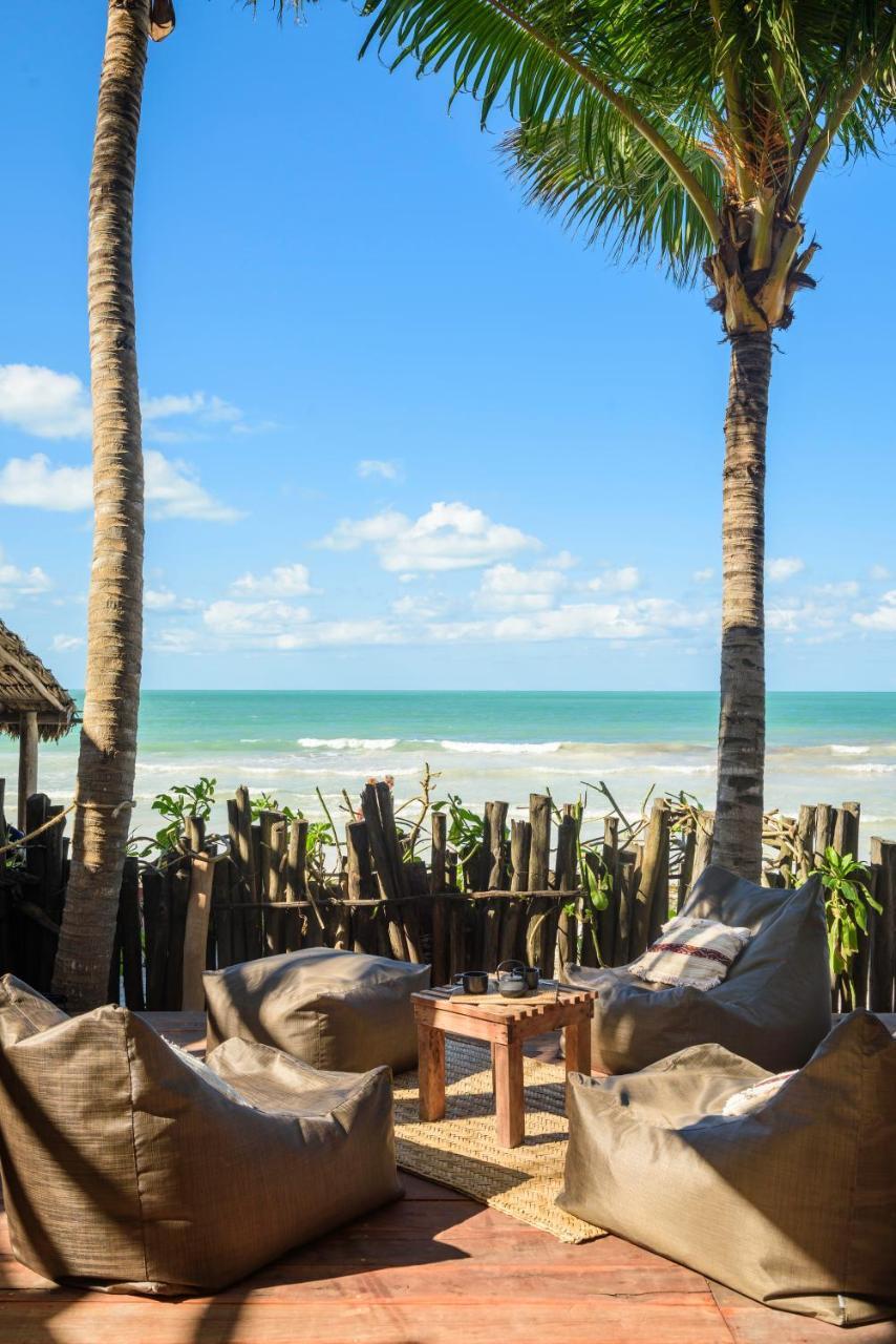 Casa Cat Ba Beachfront Boutique Hotel