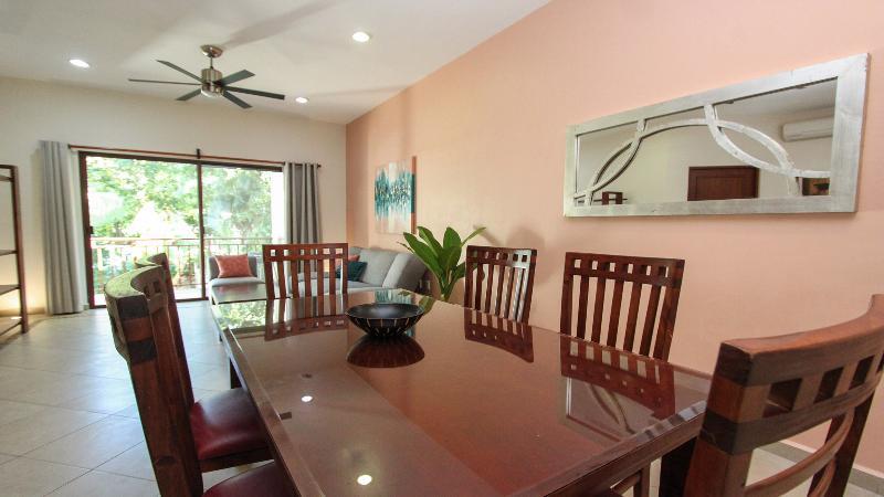 Ocre Apartment