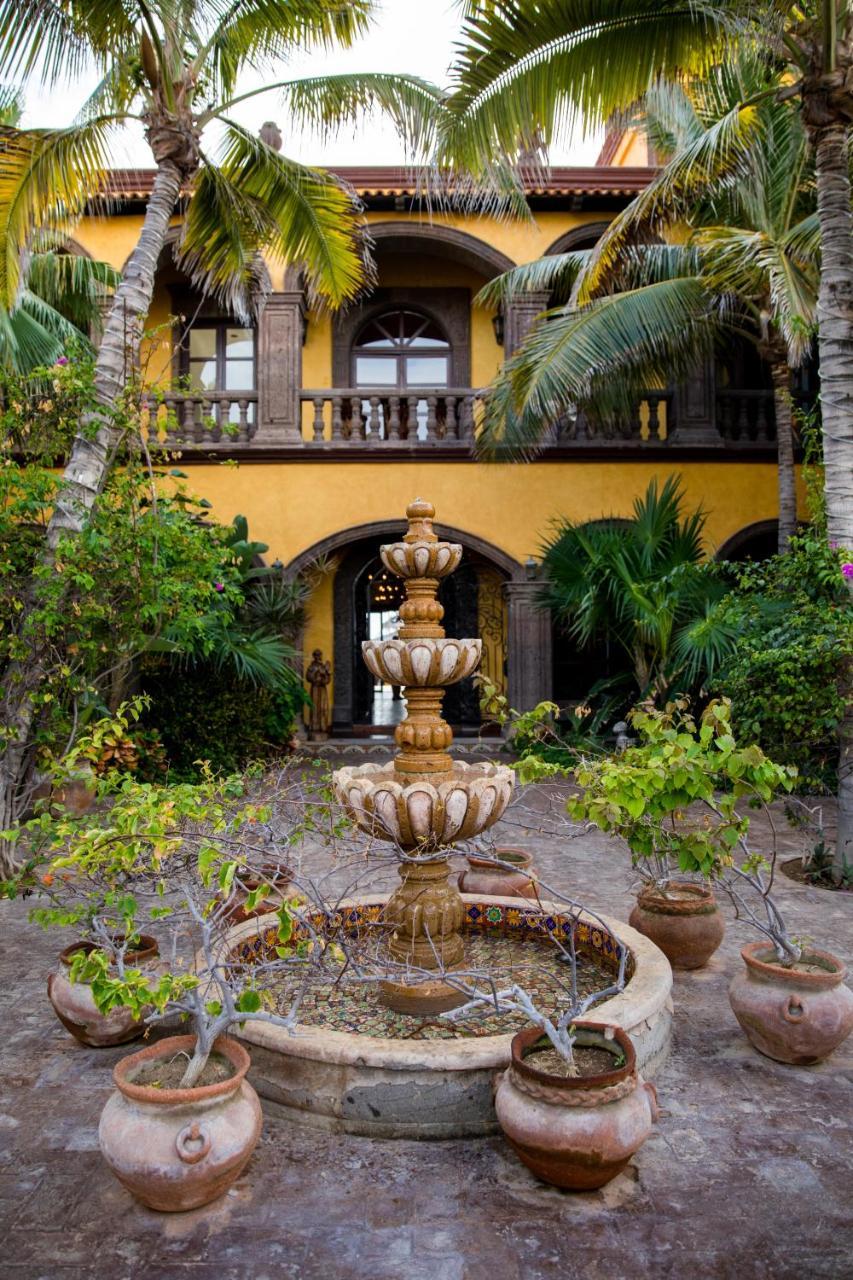Hacienda Cerritos Hotel 3*