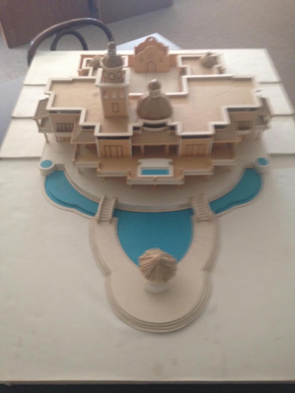Hacienda Cerritos 3*