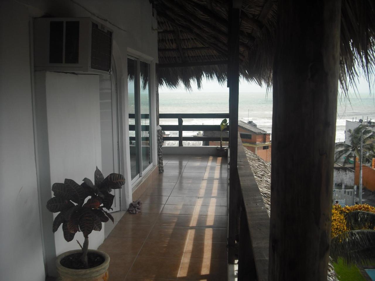 Del Rey 4*