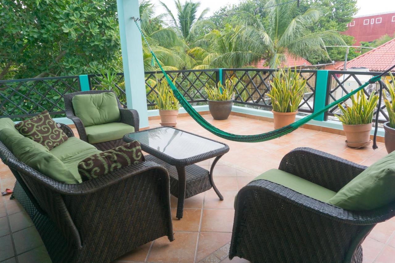 Sea Hawk Hotel