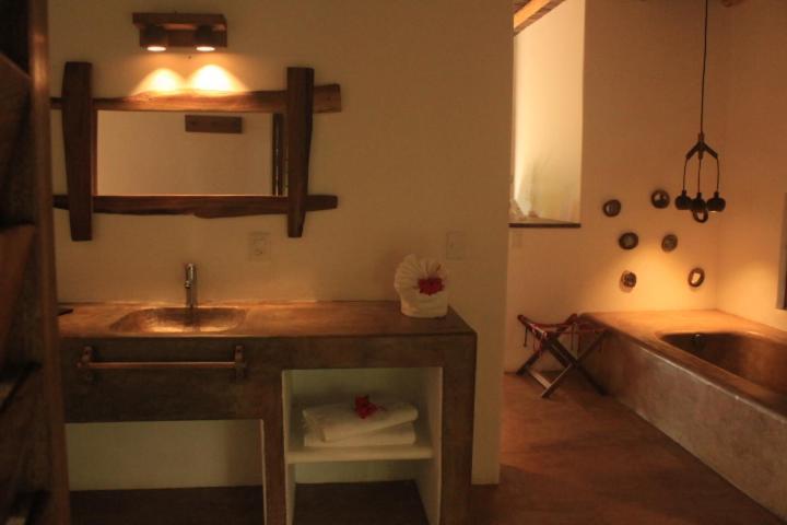 Descalzo Hotel