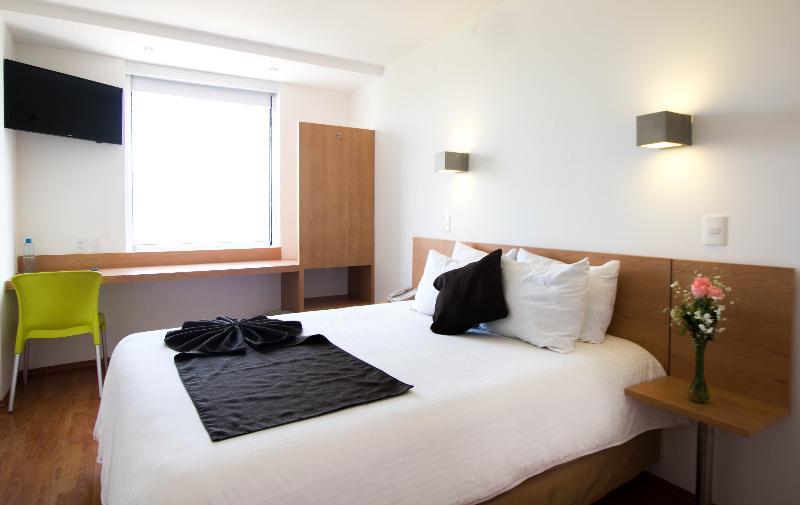 Hotel Mision Express 3*
