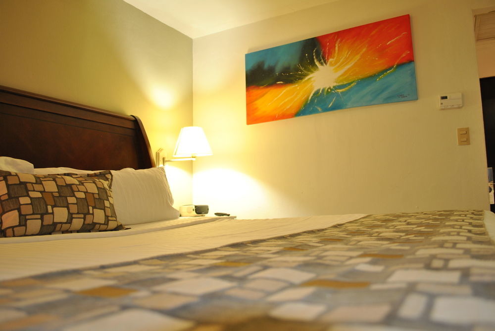 Hotel Wyndham Garden Mochis Plaza 5*