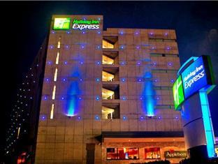Hotel Express Galerias Metepec By Ihg