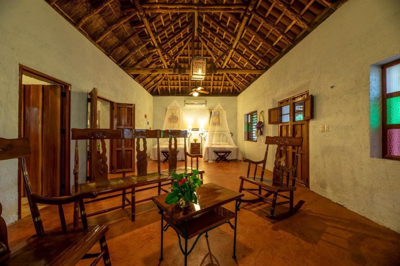 La Casa Del Mago Bed & Breakfast Uxmal