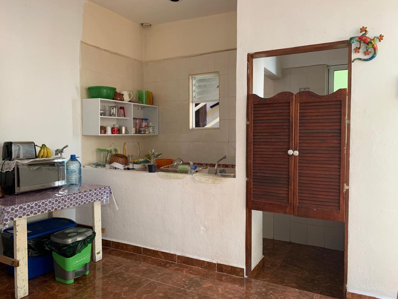 Jacaranda Playa Guest house *